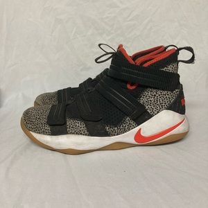 Lebron Soldier 11 Safari Size 13.5 USED (NO BOX)